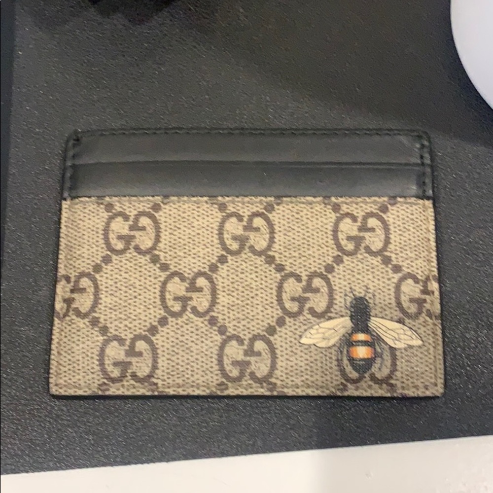 Gucci Cardholder Bee